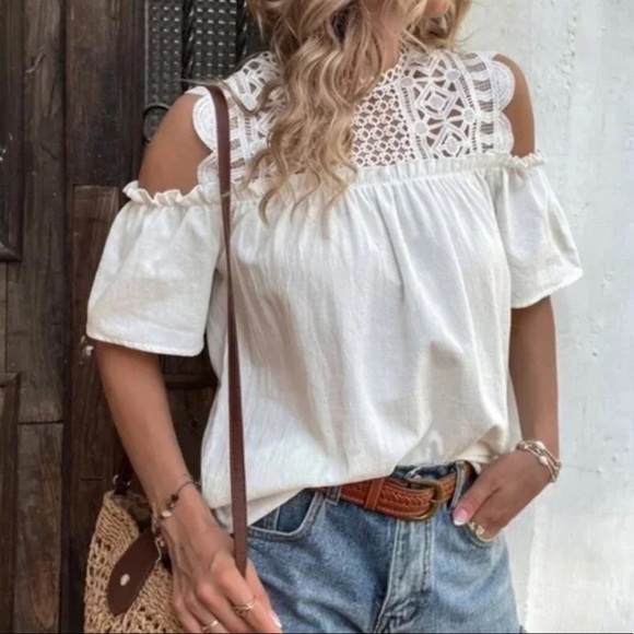 Boho White Lace Cold Shoulder Puff Sleeve Blouse - Picture 5 of 5